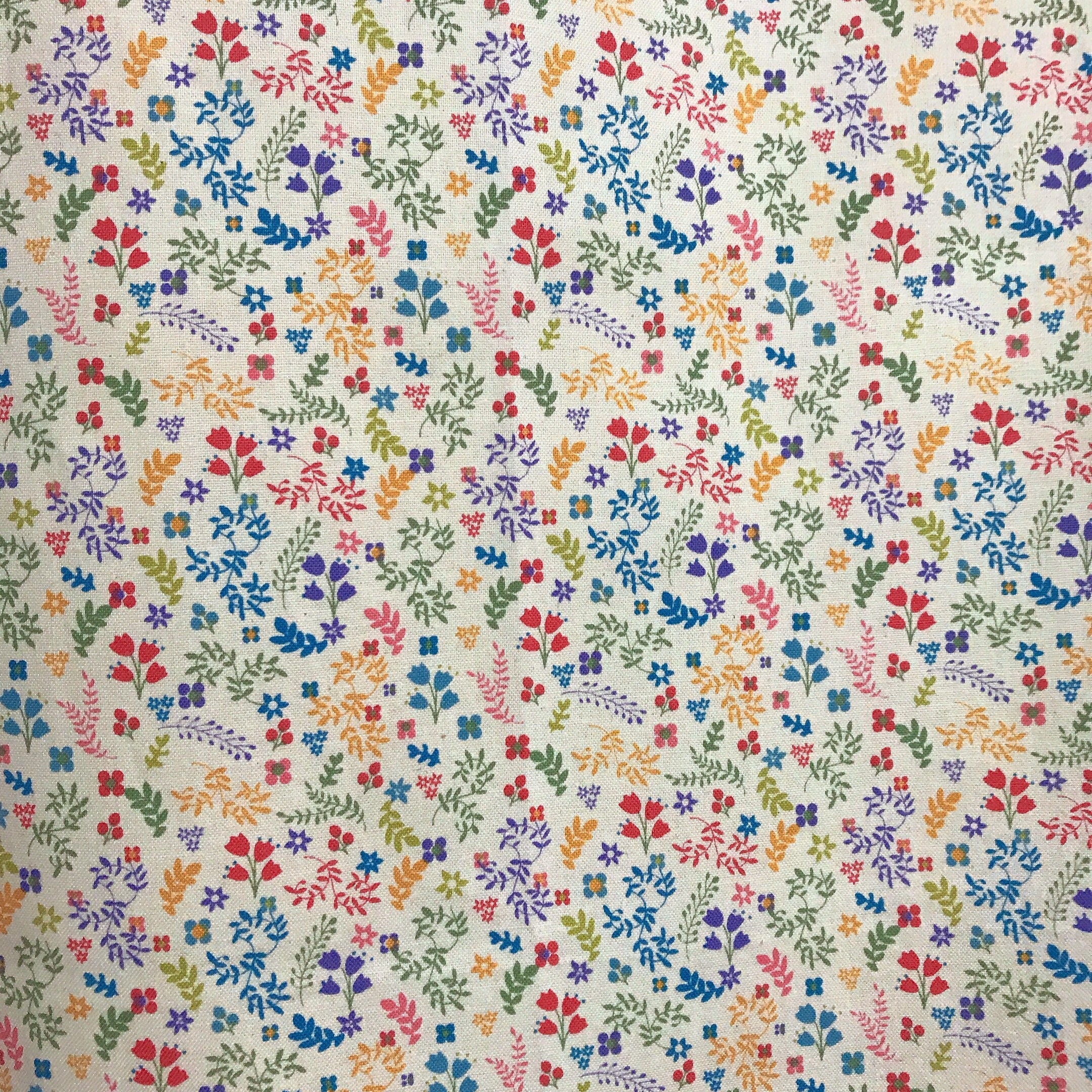 Small Flowers And Leaves Curtain