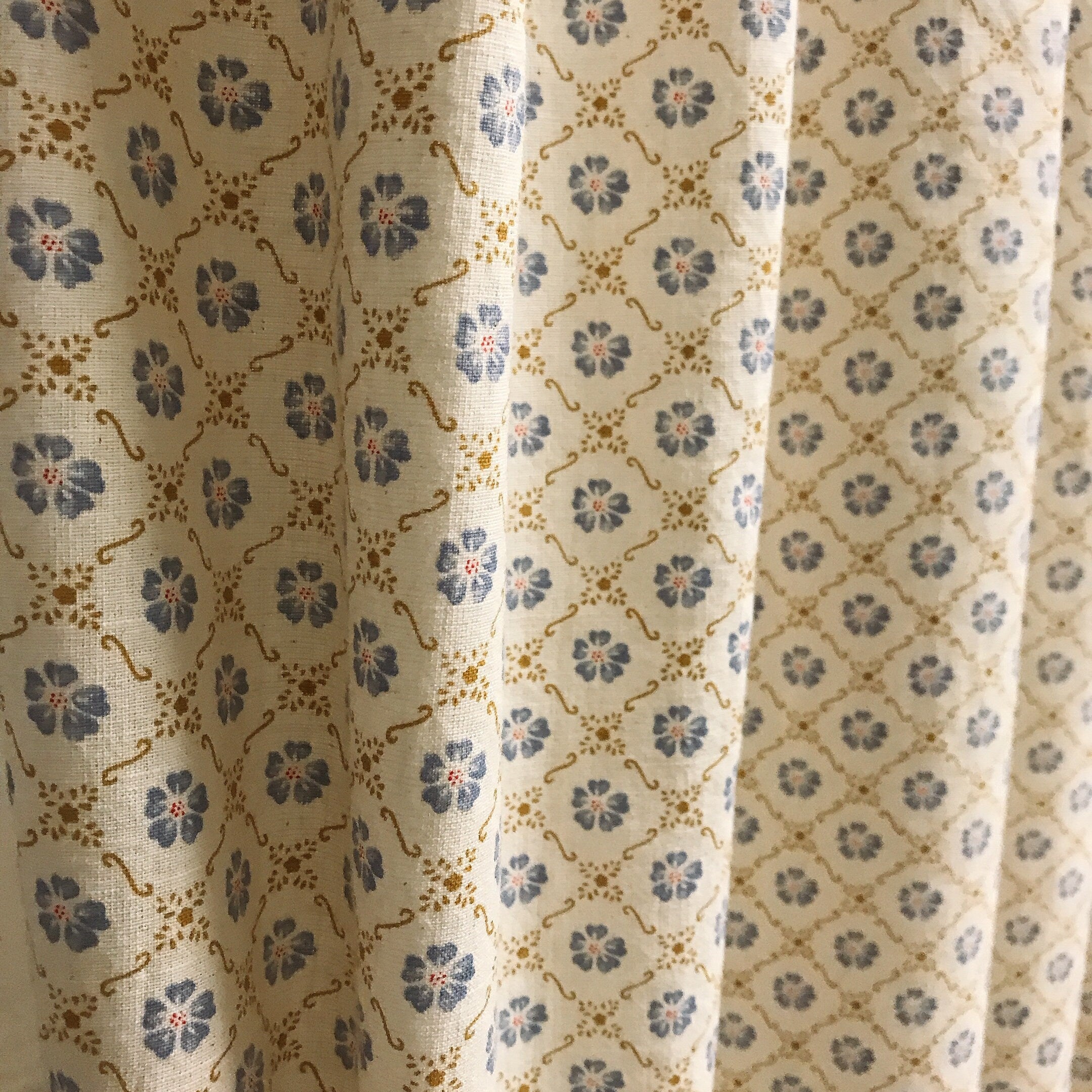 Retro Light Purple and Navy Floral Curtain on Beige Ivory