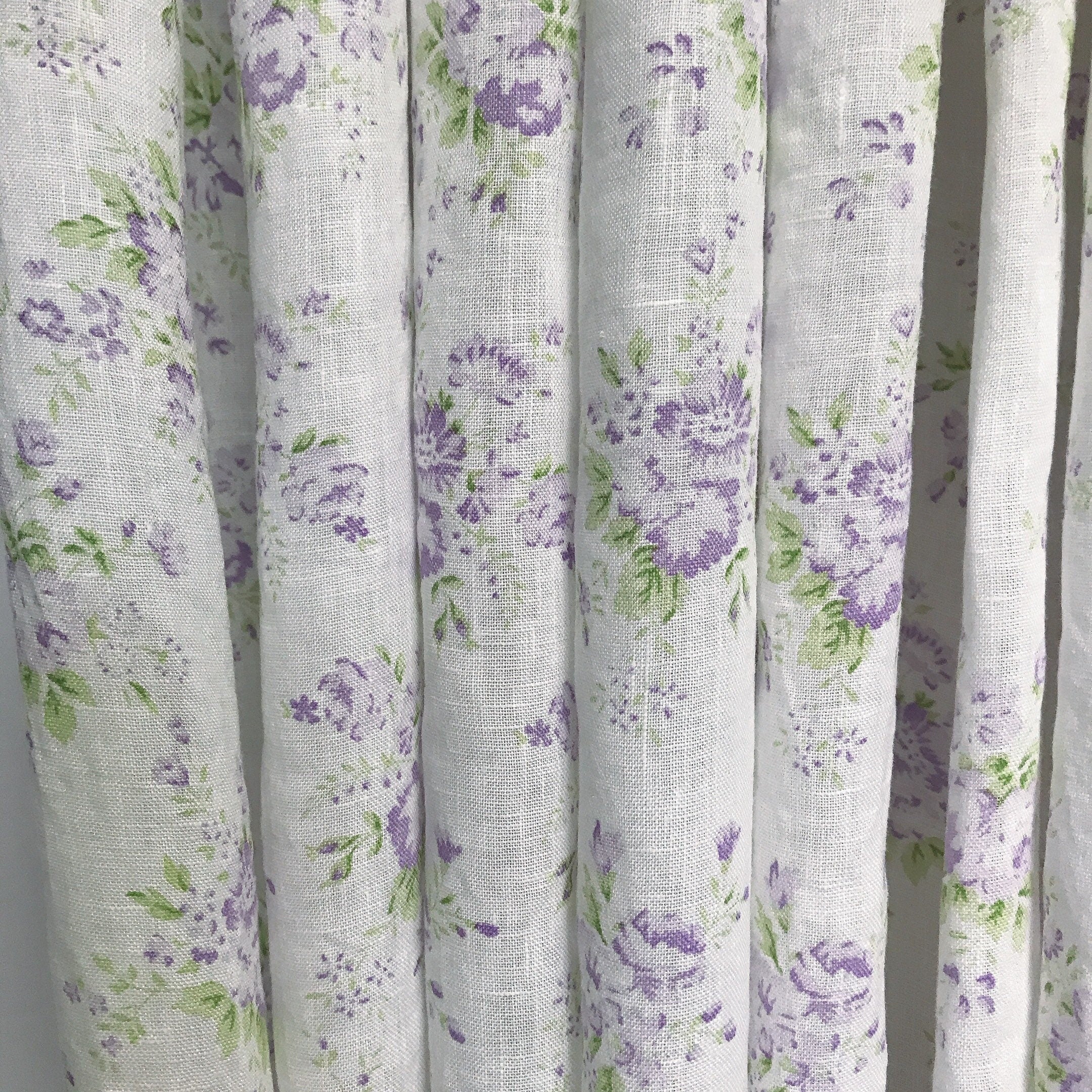 Floral Curtain in Pale Lavender Rose on White