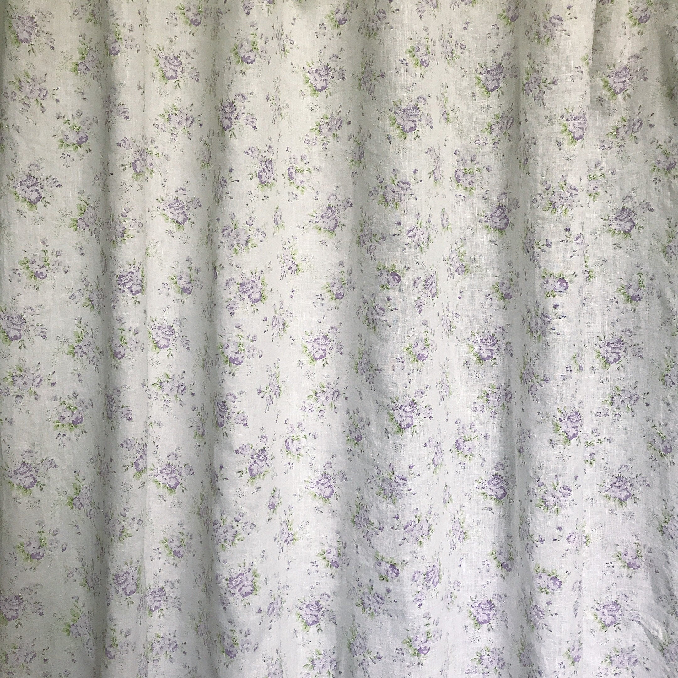 Floral Curtain in Pale Lavender Rose on White