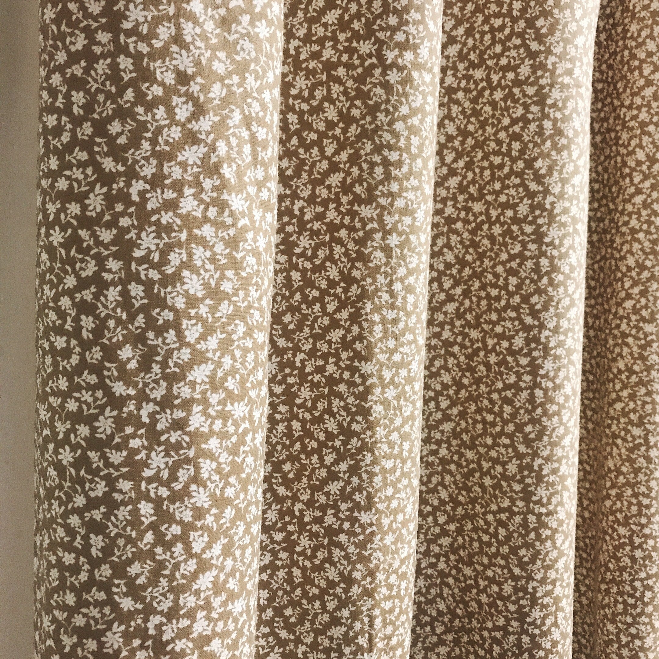 Petite White Floral Curtain on Natural Mocha