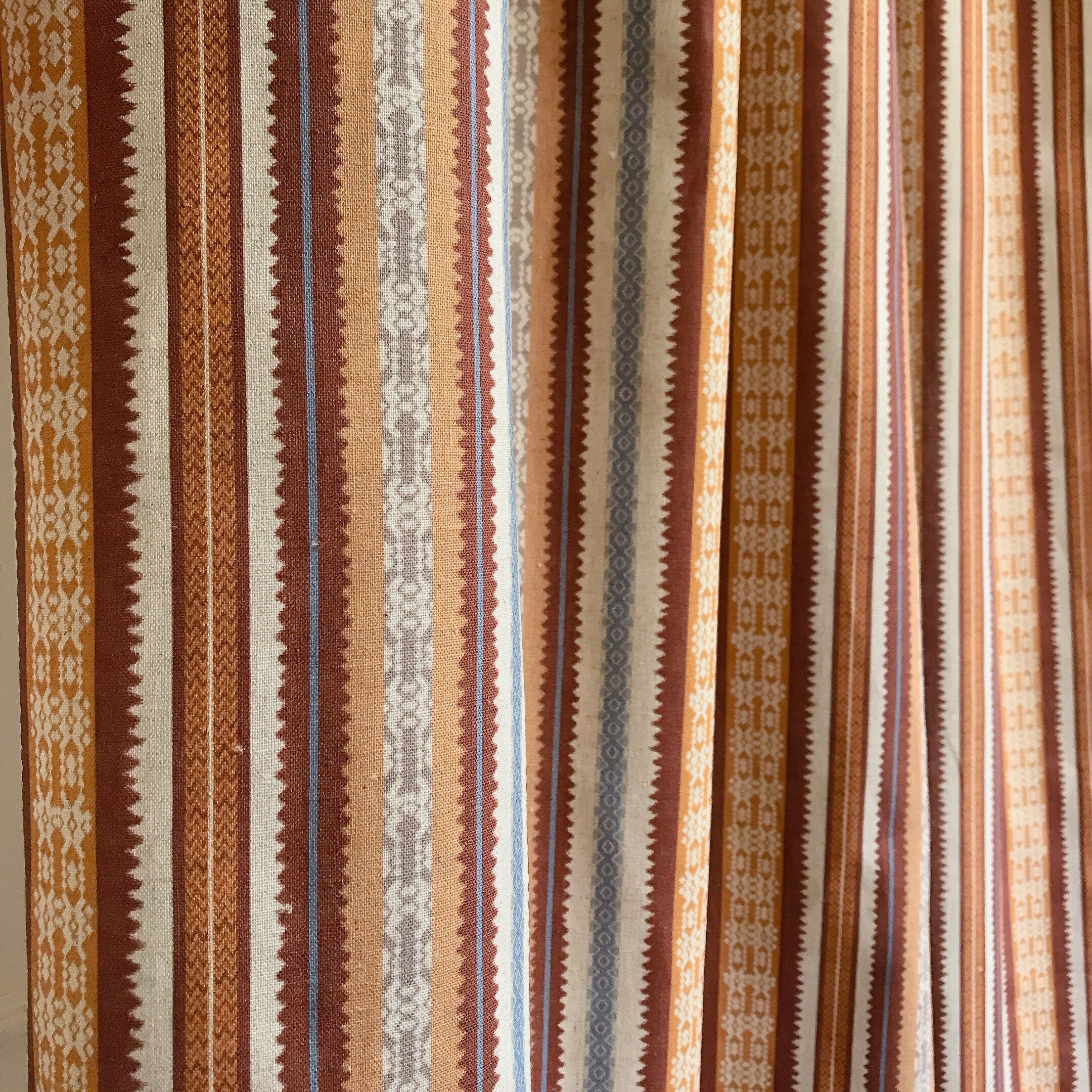 Geometric Pattern Curtain