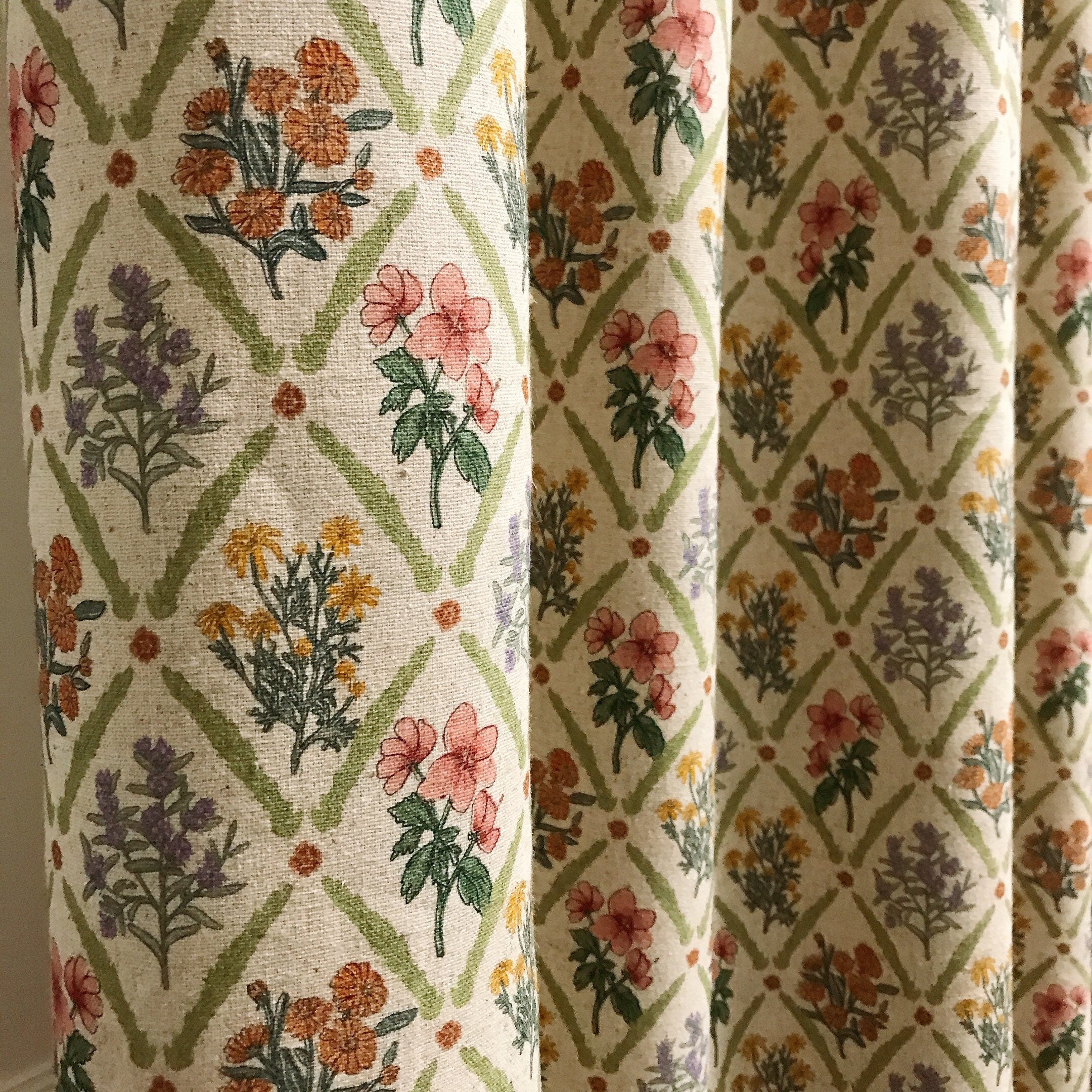 Floral Rhombus Curtain on Natural Beige