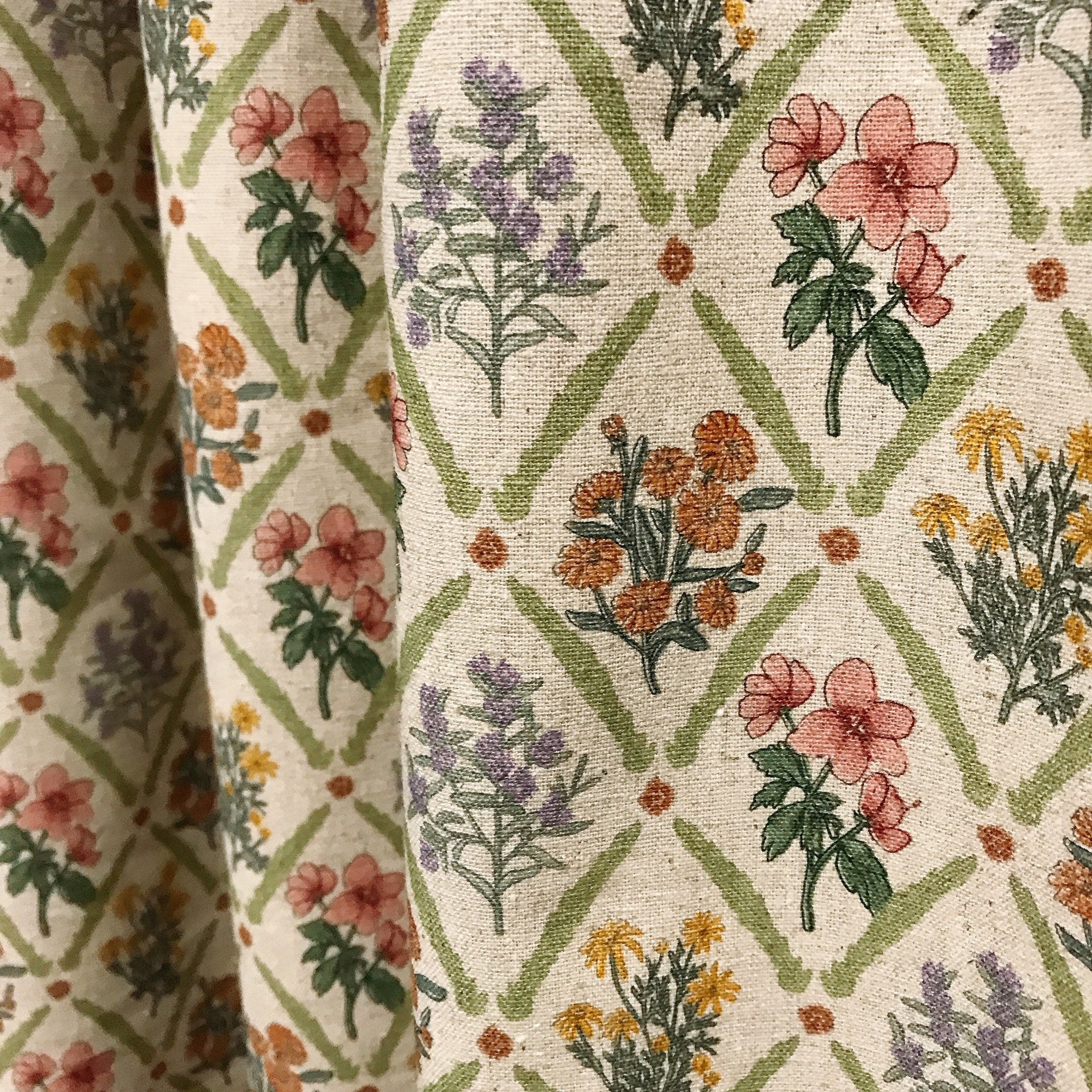 Floral Rhombus Curtain on Natural Beige