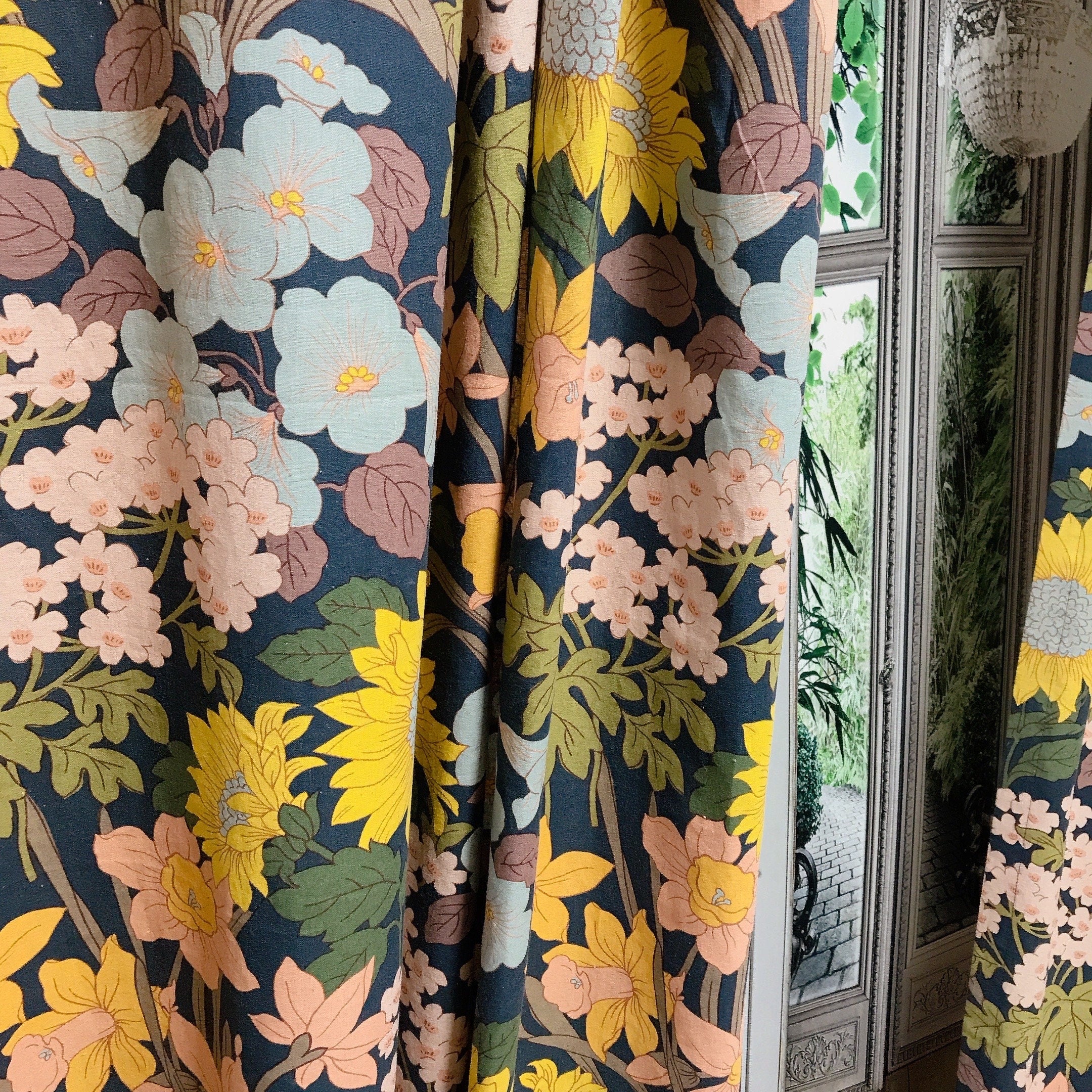 Sunflower Blossom Curtain on Dark Navy