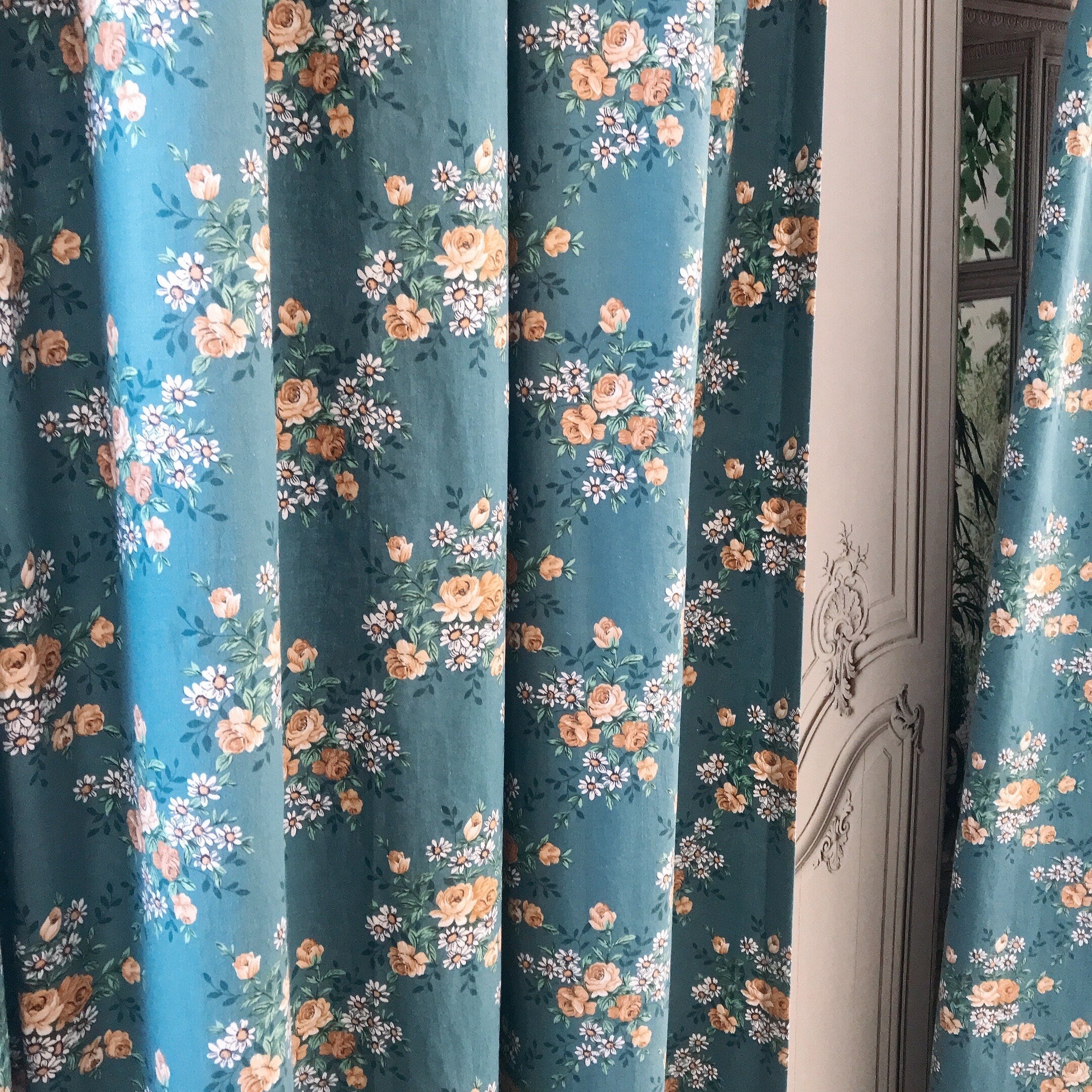 Light Mustard Floral Curtain on Teal