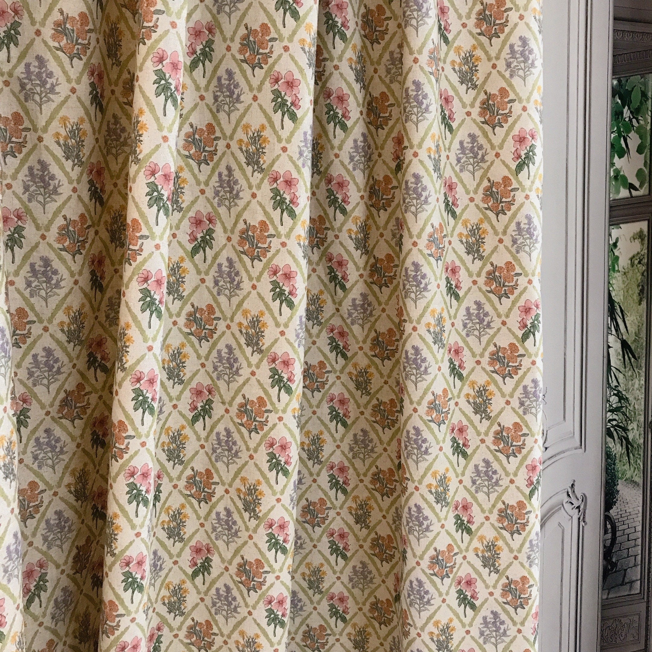 Floral Rhombus Curtain on Natural Beige