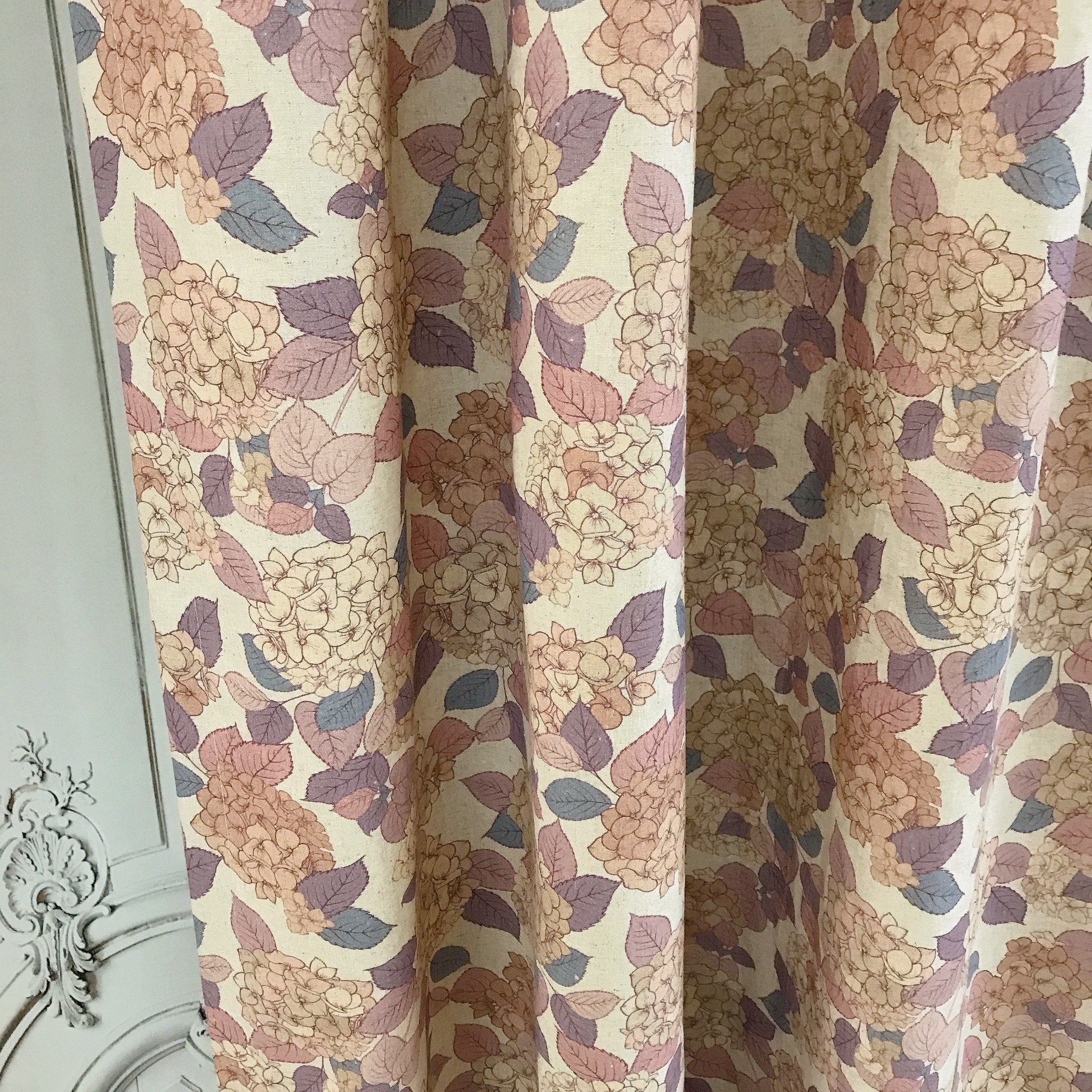 Pinky Beige Hydrangea Curtain on Natural Beige